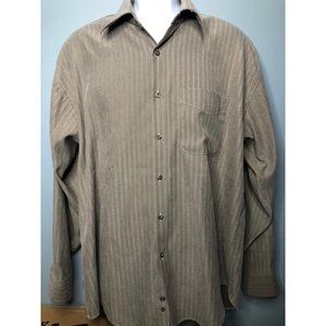 Van Heusen collared button up soft Sued L